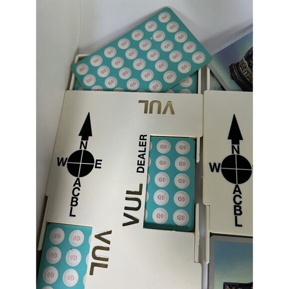 Official Bridge Boards 5, 8, 9, 10 Off White Vintage 1970s with Cards - Picture 2 of 8